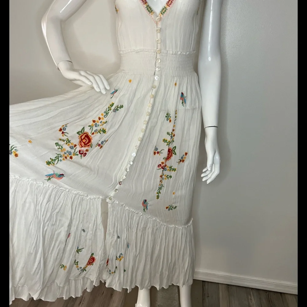 Z&L Flowers and Birds Embroidery Boho Dress - Picture 5 of 10
